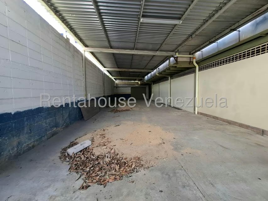 Comercial (Local Comercial) en Venta en La Romana, Aragua - 4