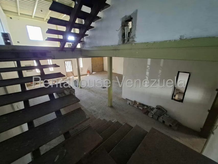 Comercial (Local Comercial) en Venta en La Romana, Aragua - 43