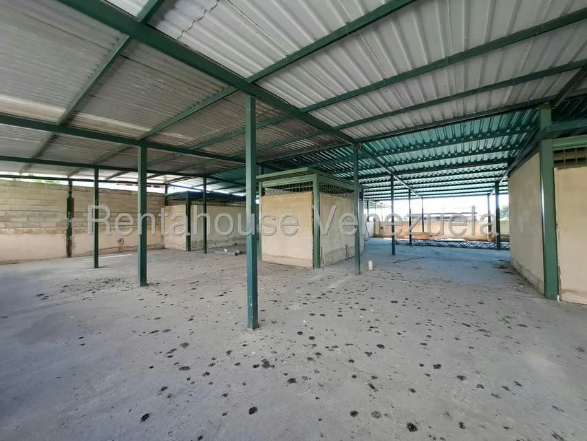 Comercial (Local Comercial) en Venta en La Romana, Aragua - 49