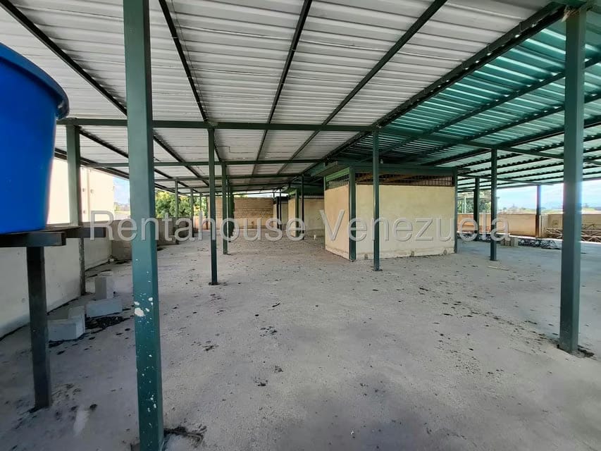 Comercial (Local Comercial) en Venta en La Romana, Aragua - 52
