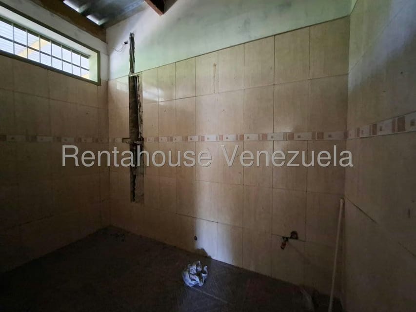 Comercial (Local Comercial) en Venta en La Romana, Aragua - 66