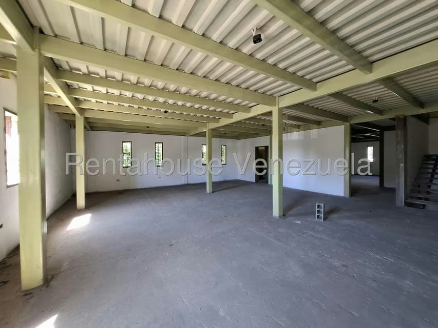 Comercial (Local Comercial) en Venta en La Romana, Aragua - 71