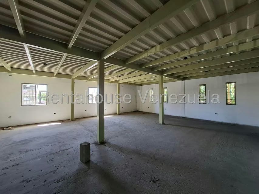 Comercial (Local Comercial) en Venta en La Romana, Aragua - 72
