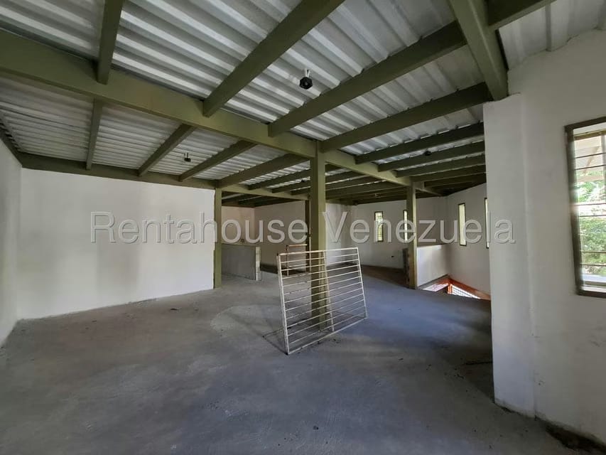 Comercial (Local Comercial) en Venta en La Romana, Aragua - 77