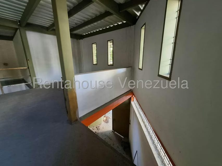 Comercial (Local Comercial) en Venta en La Romana, Aragua - 79