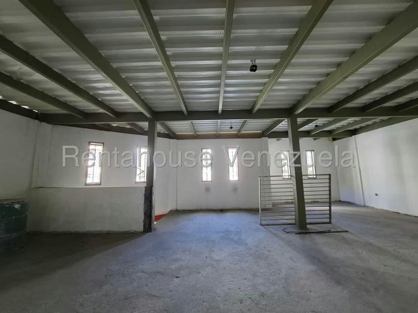 Comercial (Local Comercial) en Venta en La Romana, Aragua - 82