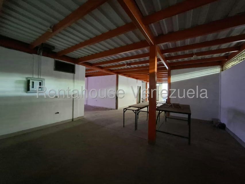 Comercial (Local Comercial) en Venta en La Romana, Aragua - 87