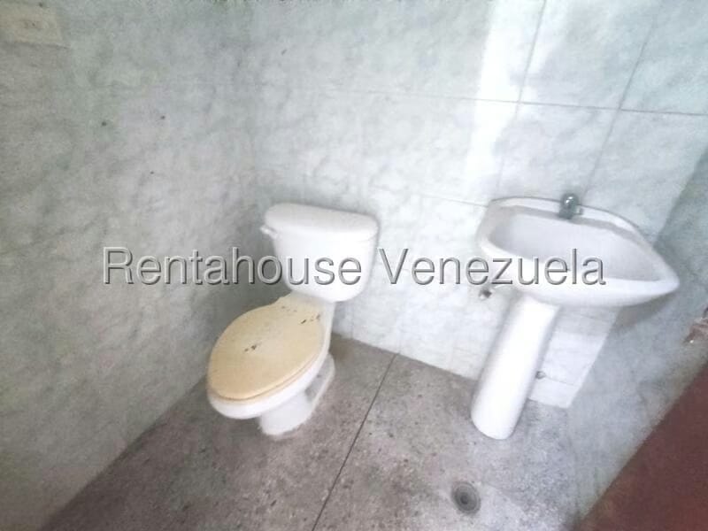 Comercial (Oficina) en Alquiler en Zona Colonial, Carabobo - 5