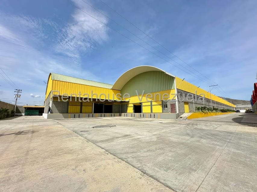Comercial (Galpon - Deposito) en Venta en Zona Industrial 2, Lara - 27