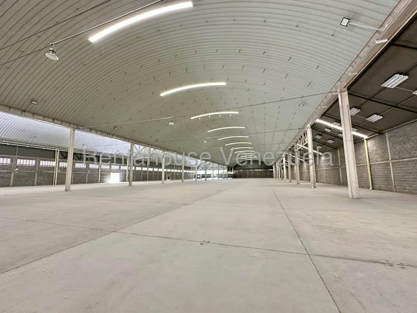 Comercial (Galpon - Deposito) en Venta en Zona Industrial 2, Lara - 5