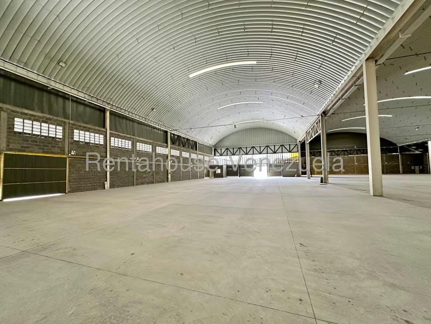 Comercial (Galpon - Deposito) en Venta en Zona Industrial 2, Lara - 8