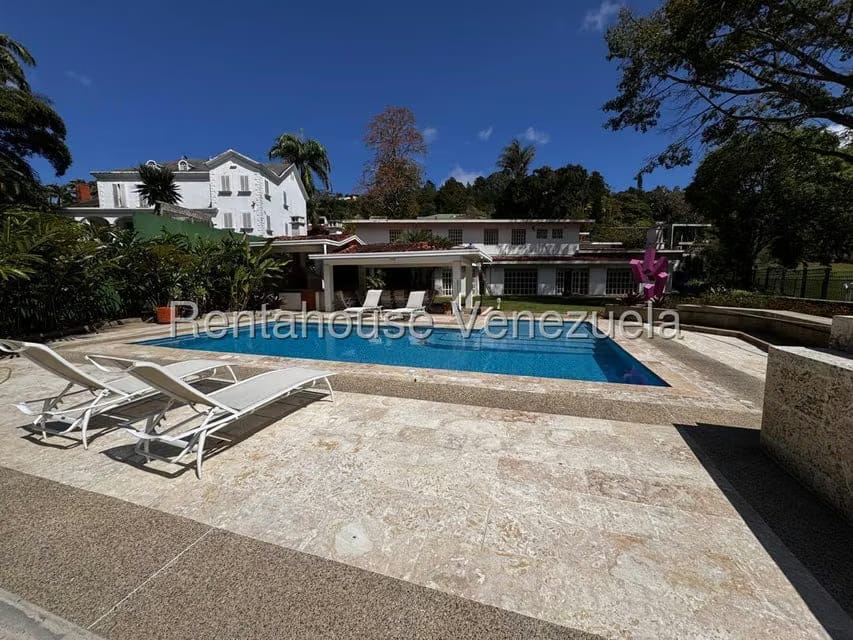 Casa (Multipes Niveles) en Venta en La Lagunita Country Club, Distrito Metropolitano - 18