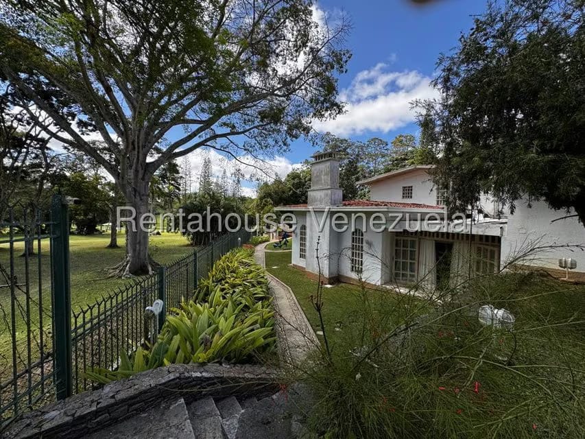 Casa (Multipes Niveles) en Venta en La Lagunita Country Club, Distrito Metropolitano - 42