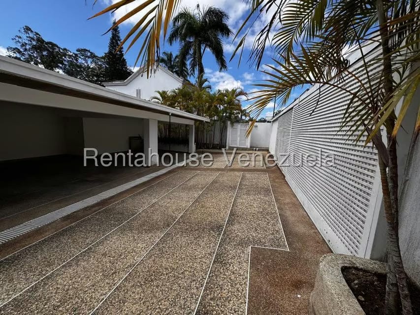 Casa (Multipes Niveles) en Venta en La Lagunita Country Club, Distrito Metropolitano - 50