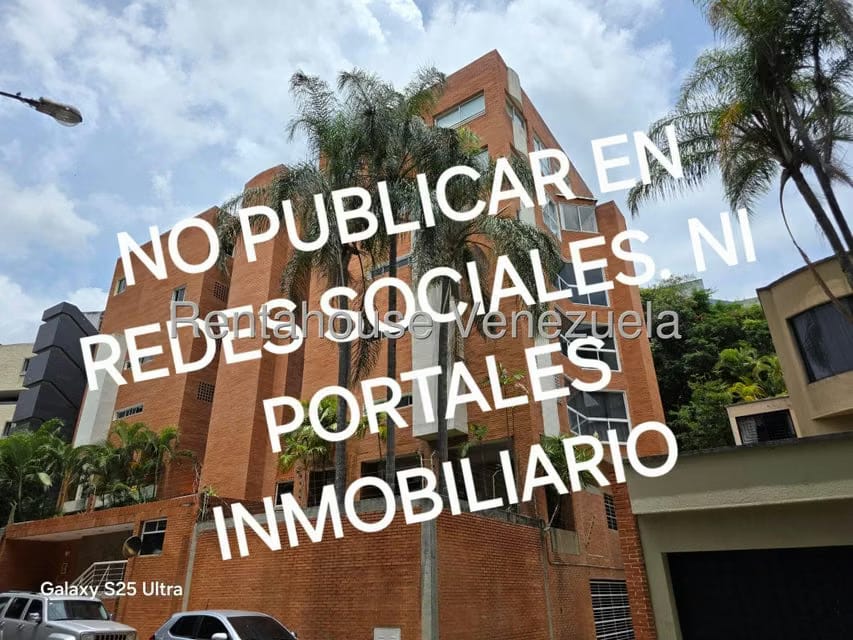 Apartamento (Duplex) en Venta en Las Mercedes, Distrito Metropolitano - 2