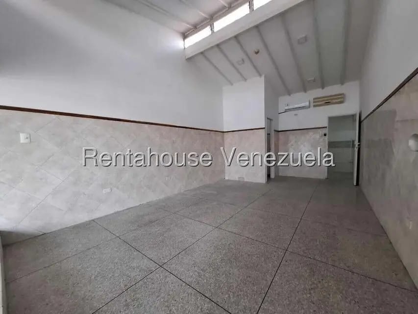Comercial (Local Comercial) en Alquiler en La Piedad Norte, Lara - 5