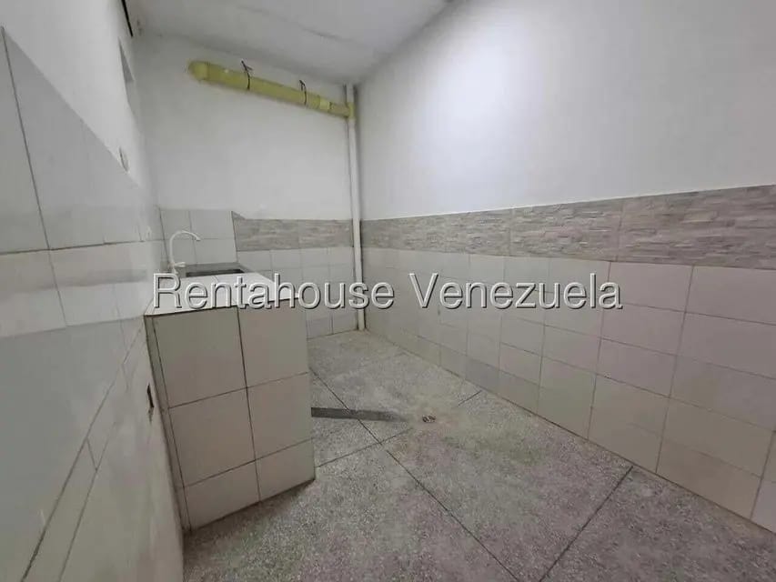 Comercial (Local Comercial) en Alquiler en La Piedad Norte, Lara - 9