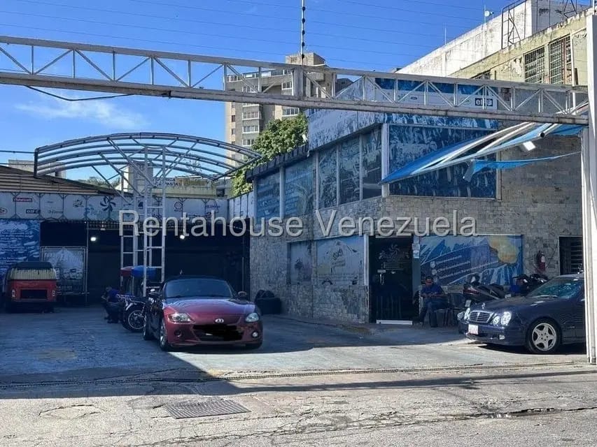 Terreno (Comercial) en Venta en La Urbina, Distrito Metropolitano