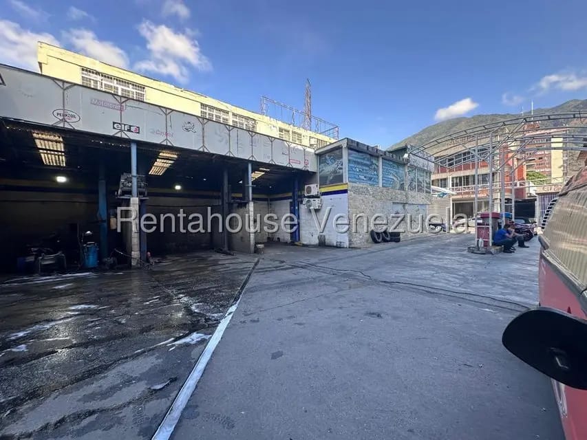 Terreno (Comercial) en Venta en La Urbina, Distrito Metropolitano - 6