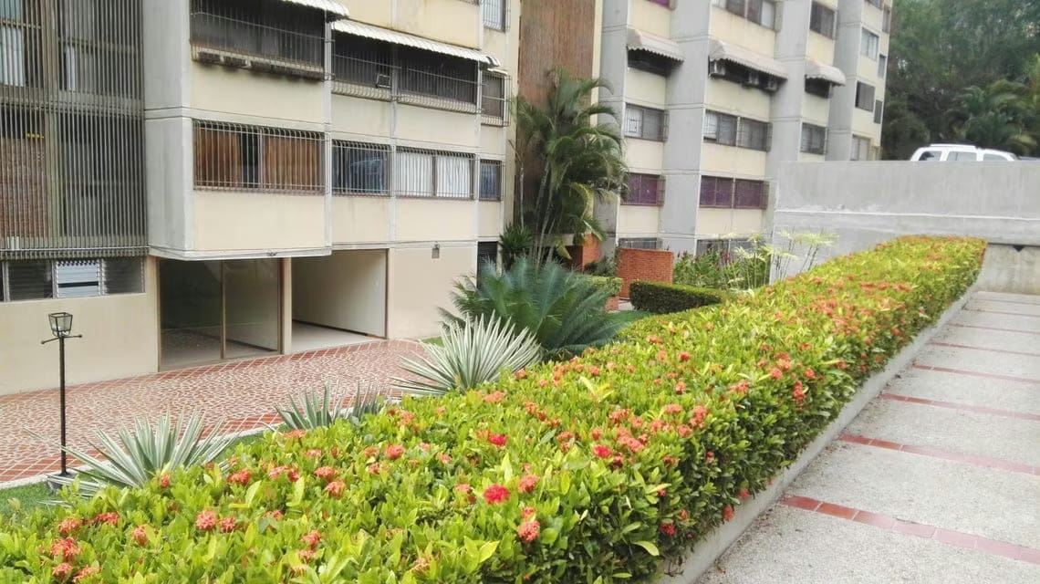 Apartamento (1 Nivel) en Venta en La Bonita, Distrito Metropolitano - 3