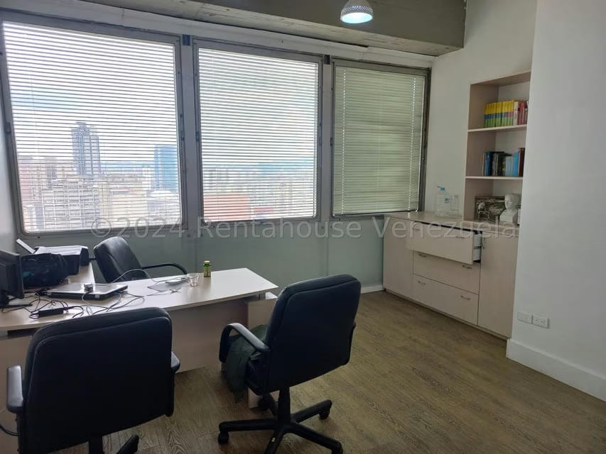 Comercial (Oficina) en Venta en Parroquia La Candelaria, Distrito Metropolitano - 13
