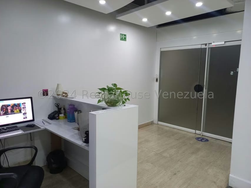 Comercial (Oficina) en Venta en Parroquia La Candelaria, Distrito Metropolitano - 3