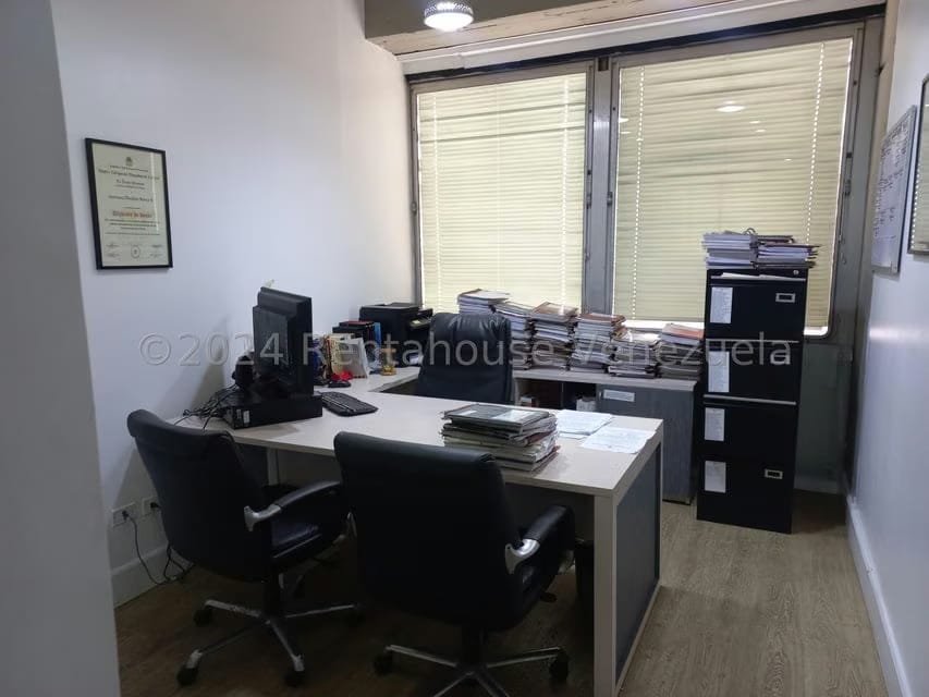 Comercial (Oficina) en Venta en Parroquia La Candelaria, Distrito Metropolitano - 10