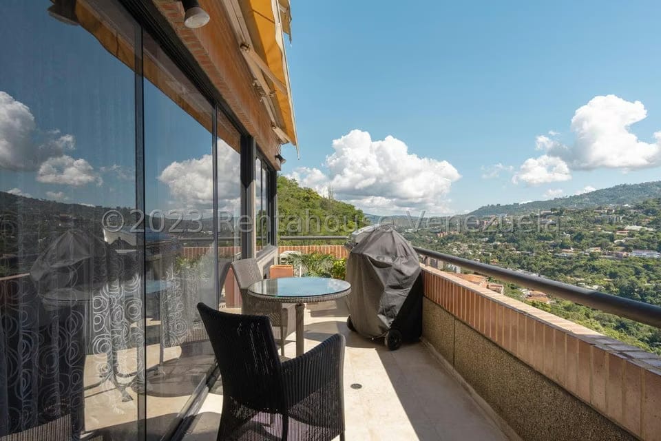 Apartamento (1 Nivel) en Venta en Colinas del Tamanaco, Distrito Metropolitano - 15