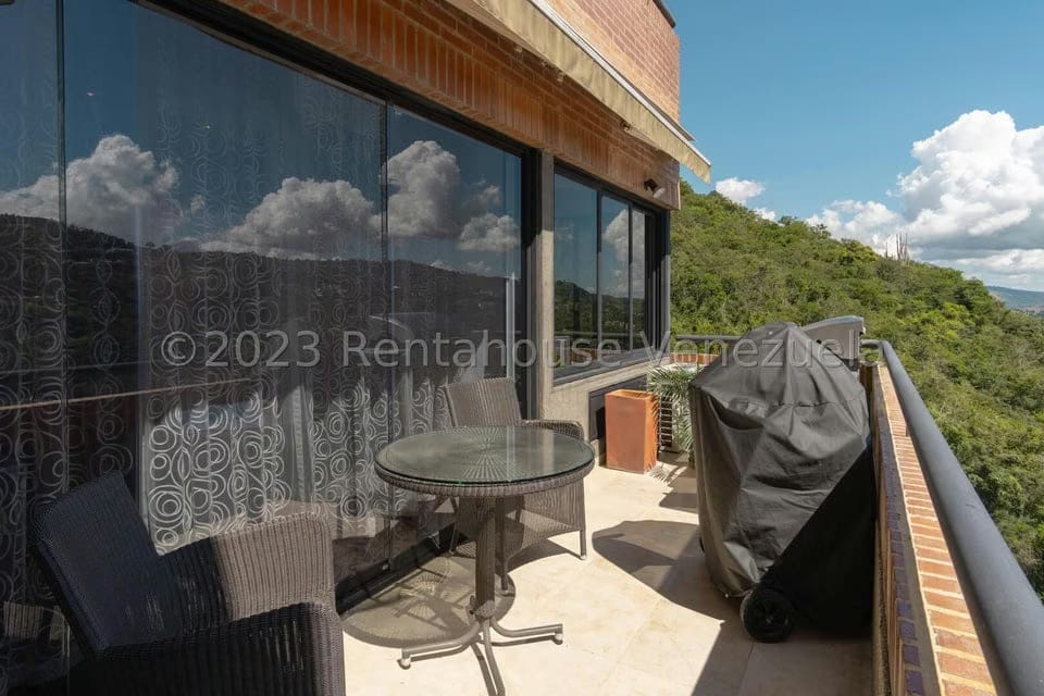 Apartamento (1 Nivel) en Venta en Colinas del Tamanaco, Distrito Metropolitano - 16