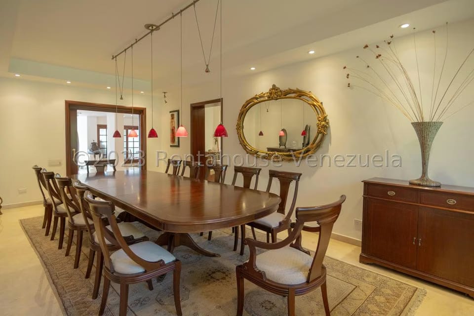 Apartamento (1 Nivel) en Venta en Colinas del Tamanaco, Distrito Metropolitano - 24