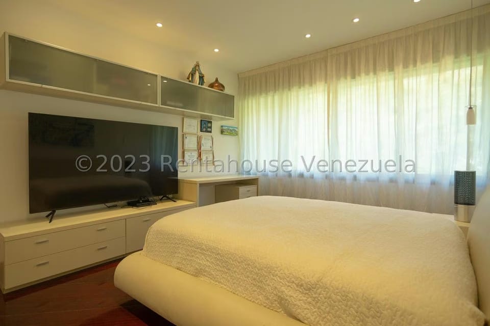 Apartamento (1 Nivel) en Venta en Colinas del Tamanaco, Distrito Metropolitano - 34