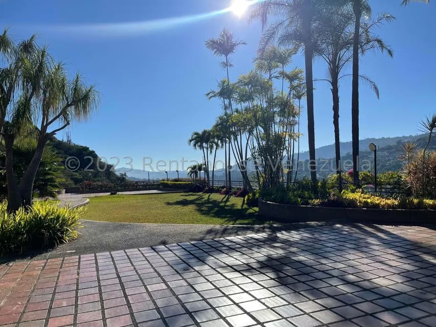 Apartamento (1 Nivel) en Venta en Colinas del Tamanaco, Distrito Metropolitano - 50