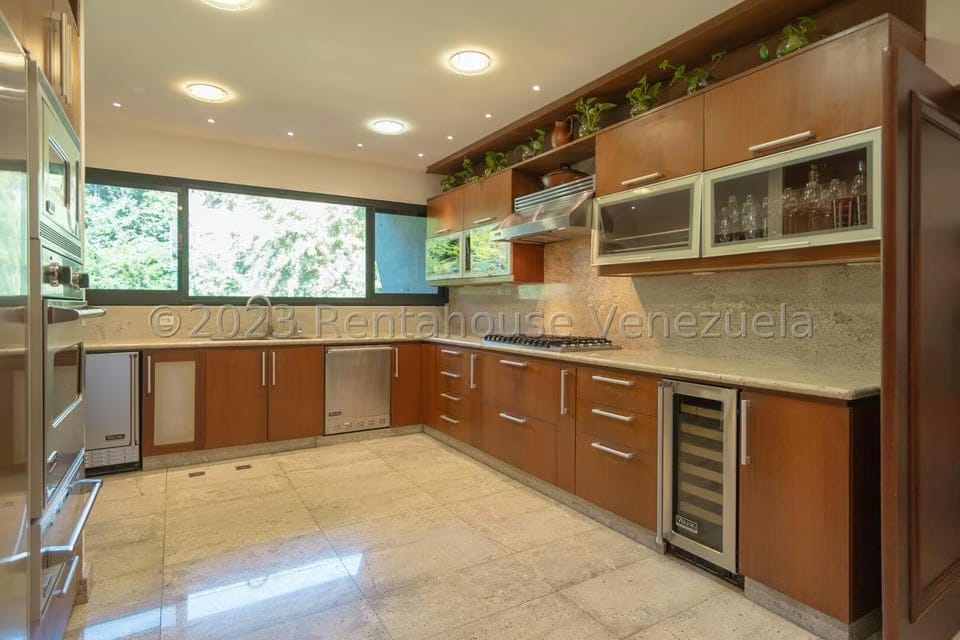 Apartamento (1 Nivel) en Venta en Colinas del Tamanaco, Distrito Metropolitano - 7