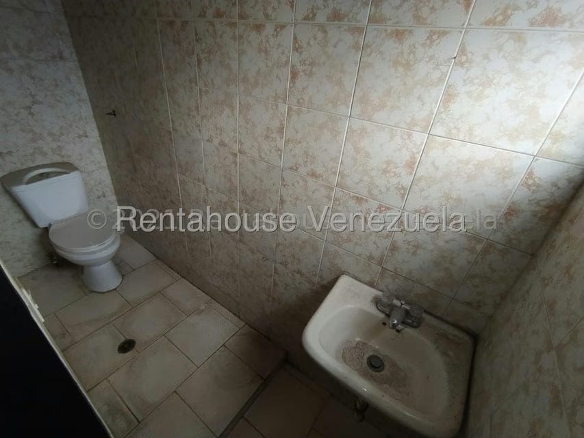 Comercial (Consultorio Medico) en Alquiler en Sabana Larga, Aragua - 8