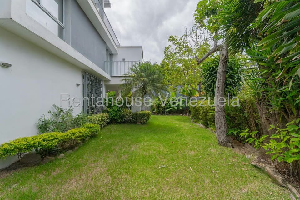 Casa (Multipes Niveles) en Alquiler en Altamira, Distrito Metropolitano - 26