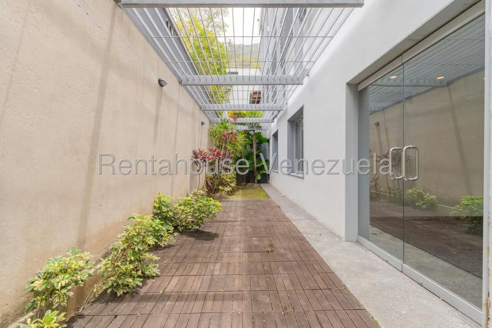 Casa (Multipes Niveles) en Alquiler en Altamira, Distrito Metropolitano - 27