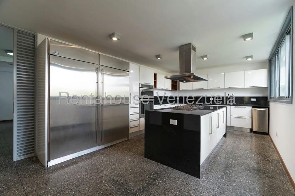 Casa (Multipes Niveles) en Alquiler en Altamira, Distrito Metropolitano - 28