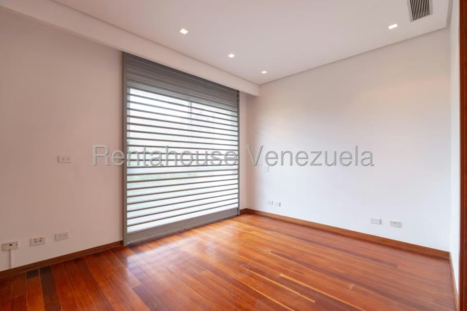 Casa (Multipes Niveles) en Alquiler en Altamira, Distrito Metropolitano - 35