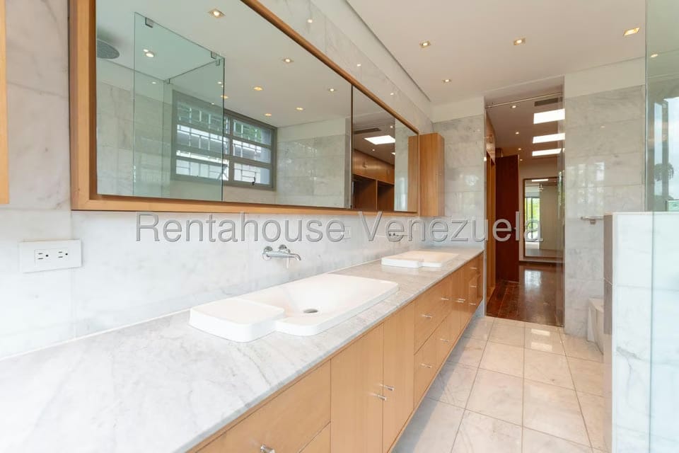 Casa (Multipes Niveles) en Alquiler en Altamira, Distrito Metropolitano - 39