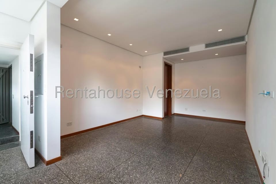 Casa (Multipes Niveles) en Alquiler en Altamira, Distrito Metropolitano - 43