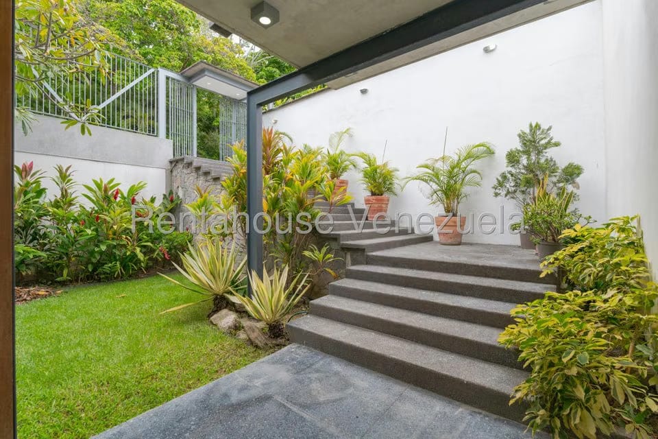 Casa (Multipes Niveles) en Alquiler en Altamira, Distrito Metropolitano - 8