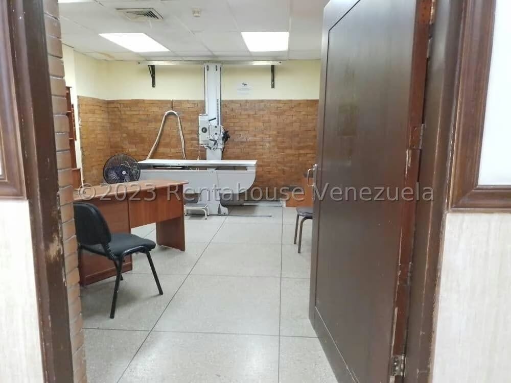 23-30054 Venta de Centro Médico Norte - 4