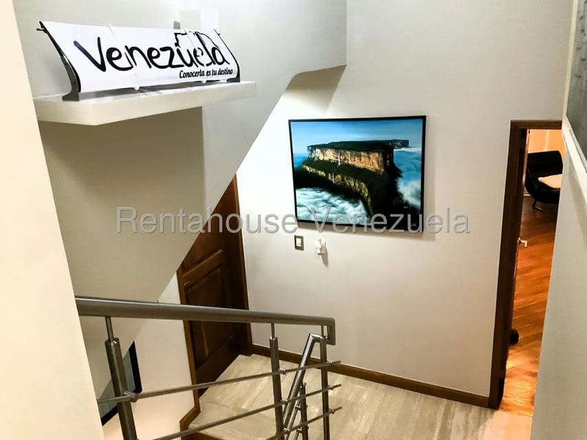 Townhouse (Multiples Niveles) en Venta en Los Naranjos del Cafetal, Distrito Metropolitano - 6
