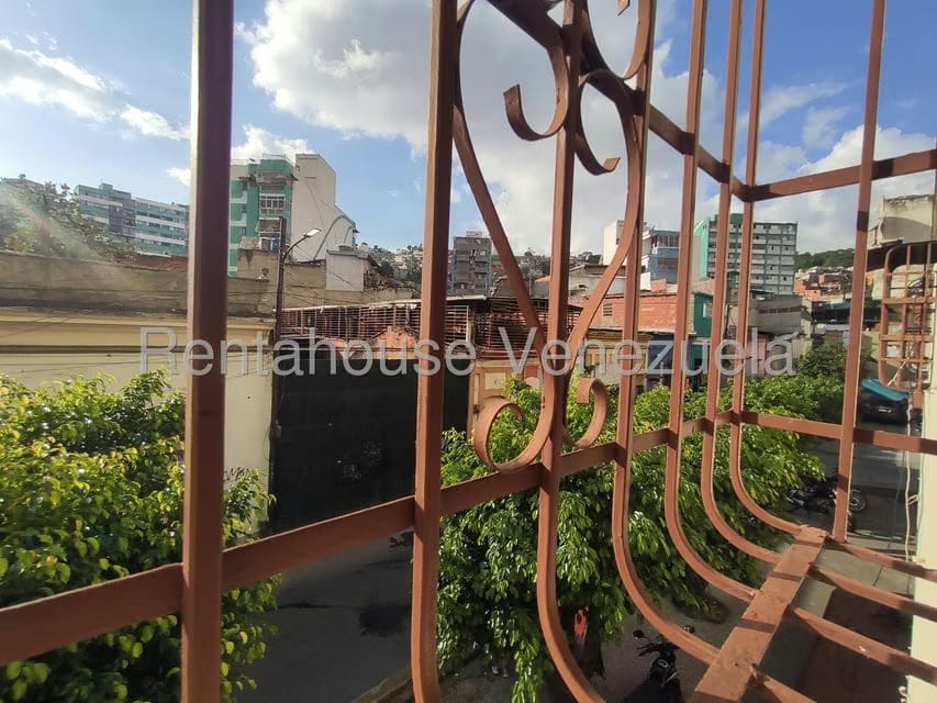 Comercial (Local Comercial) en Venta en Parroquia San Juan, Distrito Metropolitano - 11