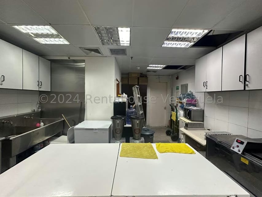 Negocios y Empresas (Alimentos y Bebidas) en Venta en Los Dos Caminos, Distrito Metropolitano - 18