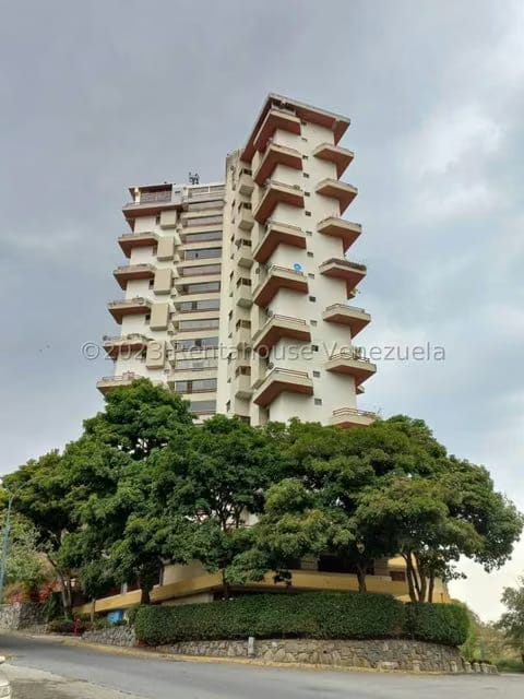 Apartamento (1 Nivel) en Venta en Lomas de Prados del Este, Distrito Metropolitano