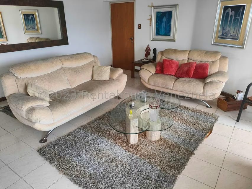 Apartamento (1 Nivel) en Venta en Lomas de Prados del Este, Distrito Metropolitano - 3