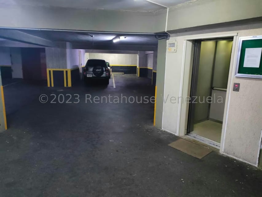 Apartamento (1 Nivel) en Venta en Lomas de Prados del Este, Distrito Metropolitano - 27