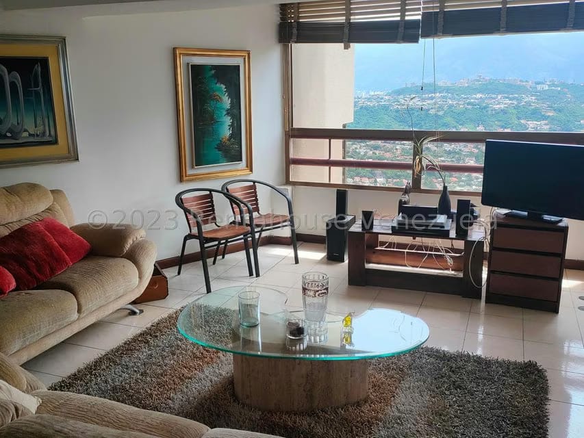 Apartamento (1 Nivel) en Venta en Lomas de Prados del Este, Distrito Metropolitano - 5