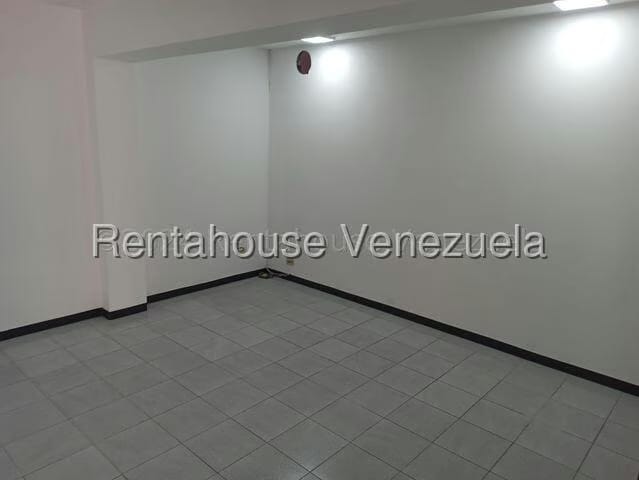 Comercial (Local Comercial) en Alquiler en Las Acacias, Distrito Metropolitano - 11